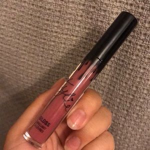 Kylie Cosmetics GLOSS